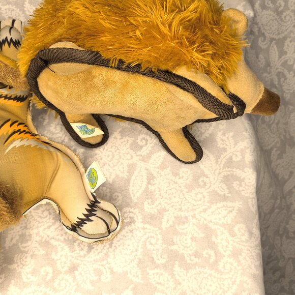 NEW WITHOUT TAGS 2 Happy Tails 9" critters, hare & groundhog - Picture 3 of 7